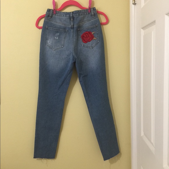 Missguided.com rose printed distressed riot jeans. - Picture 2 of 2